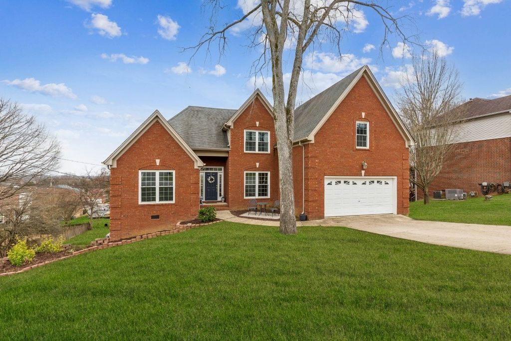 424 Westwood Dr, Smyrna, TN 37167