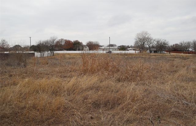 604 E HIGHLAND Road, Ovilla, TX 75154