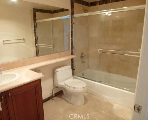 1828 Glendon Avenue, Los Angeles, CA 90025