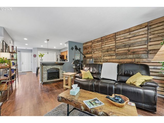 6012 Ne 35TH Cir, Vancouver, WA 98661