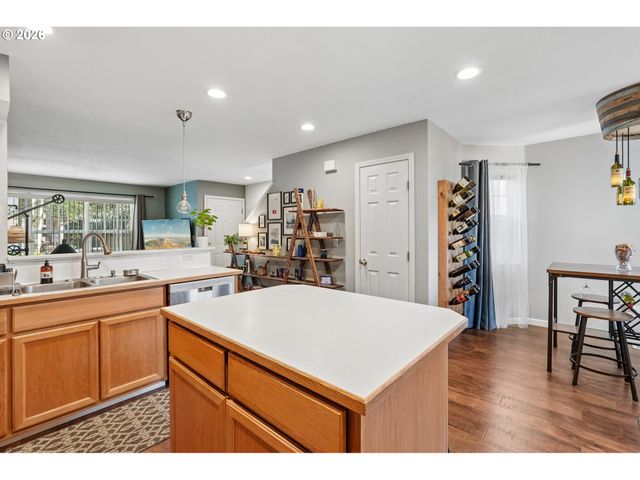 6012 Ne 35TH Cir, Vancouver, WA 98661