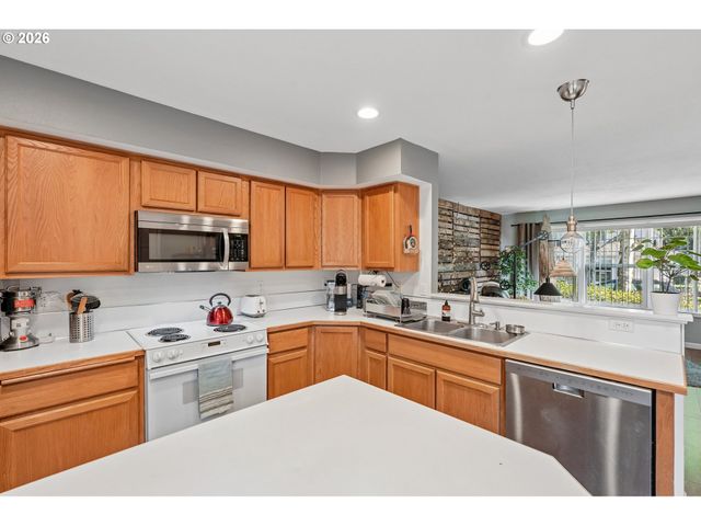 6012 Ne 35TH Cir, Vancouver, WA 98661