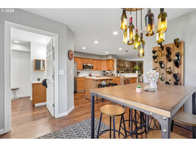6012 Ne 35TH Cir, Vancouver, WA 98661