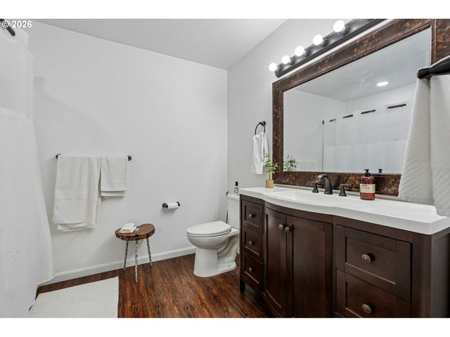 6012 Ne 35TH Cir, Vancouver, WA 98661