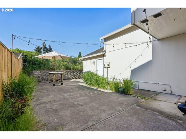 6012 Ne 35TH Cir, Vancouver, WA 98661