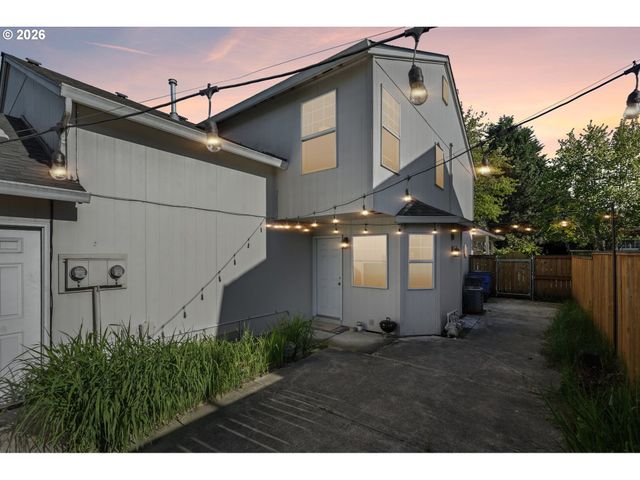 6012 Ne 35TH Cir, Vancouver, WA 98661