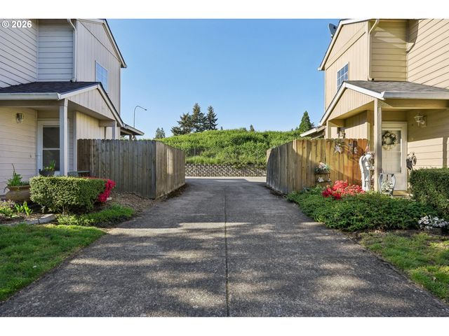 6012 Ne 35TH Cir, Vancouver, WA 98661