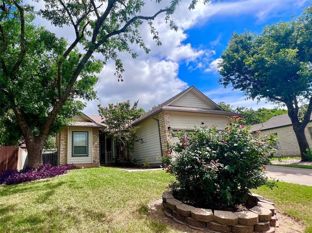 2016 Castle View DR, Austin, TX 78728
