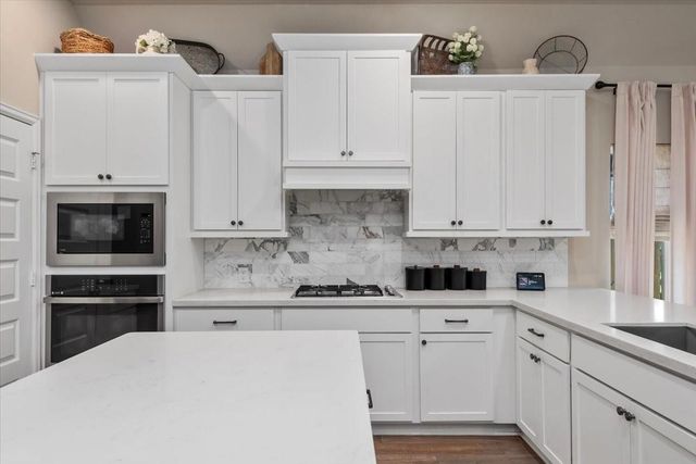 614 Lost Maples Bend Lane, Conroe, TX 77304
