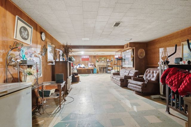 8300 S Hermitage Avenue, Chicago, IL 60620