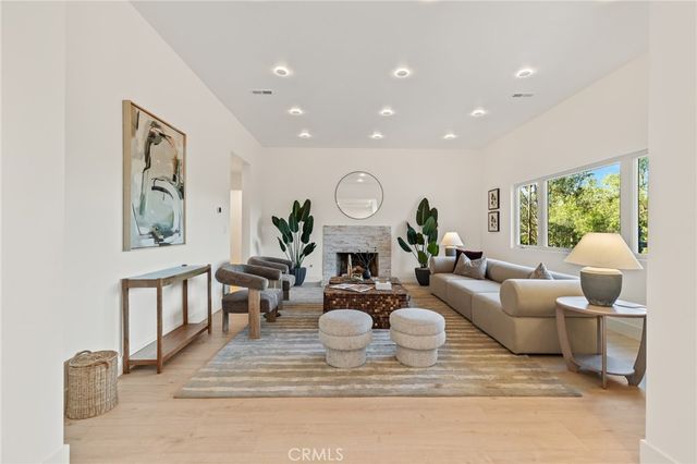 10533 Morada, Orange, CA 92869