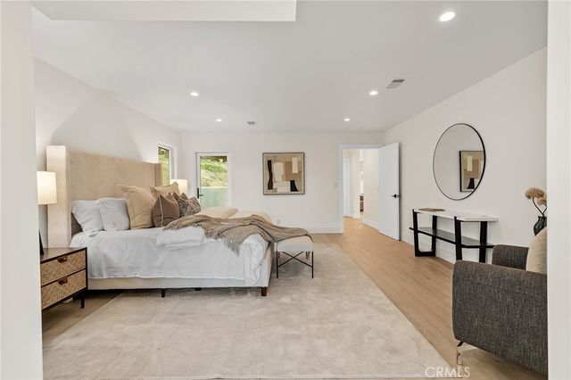 10533 Morada, Orange, CA 92869