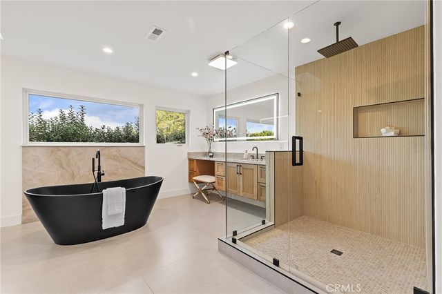 10533 Morada, Orange, CA 92869