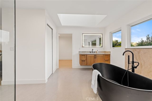 10533 Morada, Orange, CA 92869
