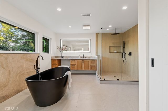 10533 Morada, Orange, CA 92869