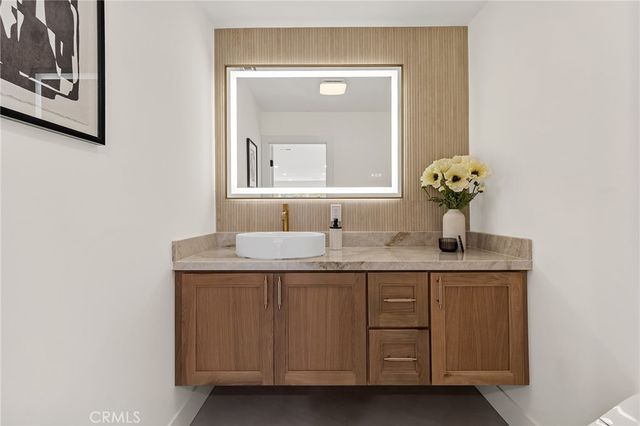 10533 Morada, Orange, CA 92869