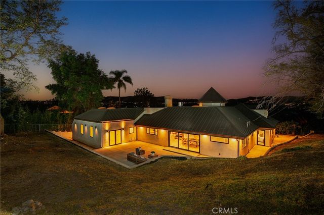 10533 Morada, Orange, CA 92869