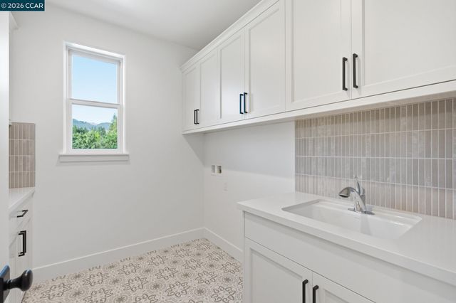 6 Charolais Ct, Danville, CA 94506