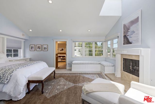 1519 Schuyler Road, Los Angeles, CA 90210