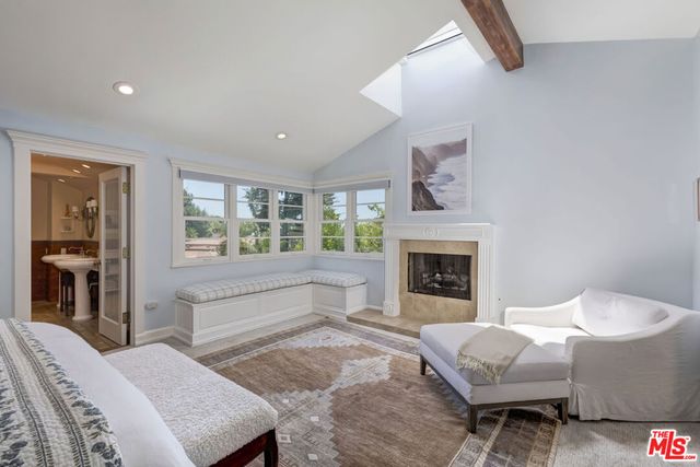 1519 Schuyler Road, Los Angeles, CA 90210