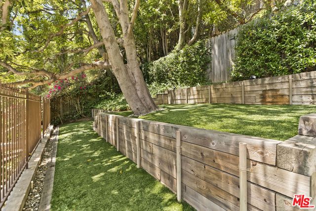 1519 Schuyler Road, Los Angeles, CA 90210
