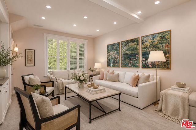 1519 Schuyler Road, Los Angeles, CA 90210