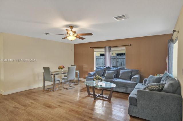 2820 NW 4th St, Pompano Beach, FL 33069