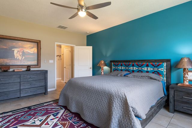 371 Zuni River Circle SW, Los Lunas, NM 87031
