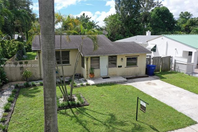 1820 Coolidge St ., Hollywood, FL 33020