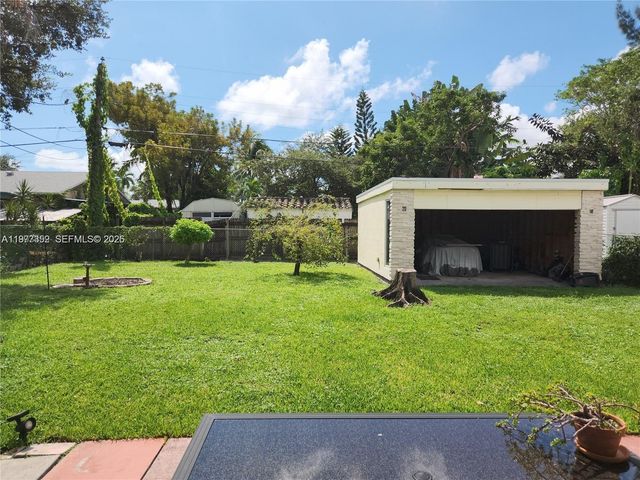 1820 Coolidge St ., Hollywood, FL 33020