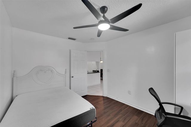 2698 N Nob Hill Road, Sunrise, FL 33322