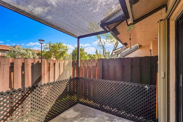 2698 N Nob Hill Road, Sunrise, FL 33322