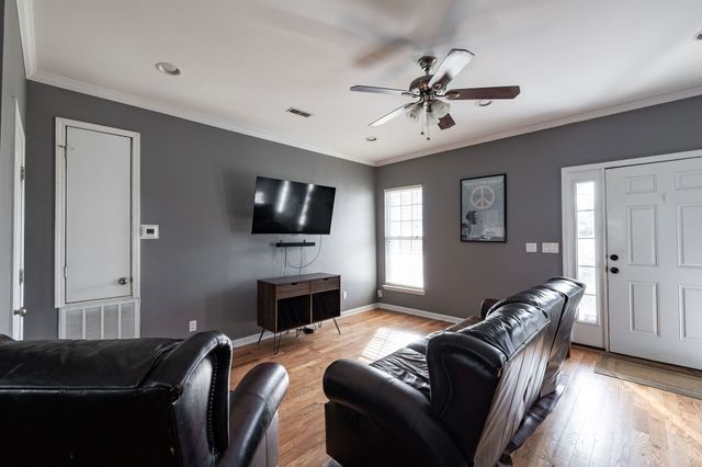 544A Stevenson St, Nashville, TN 37209