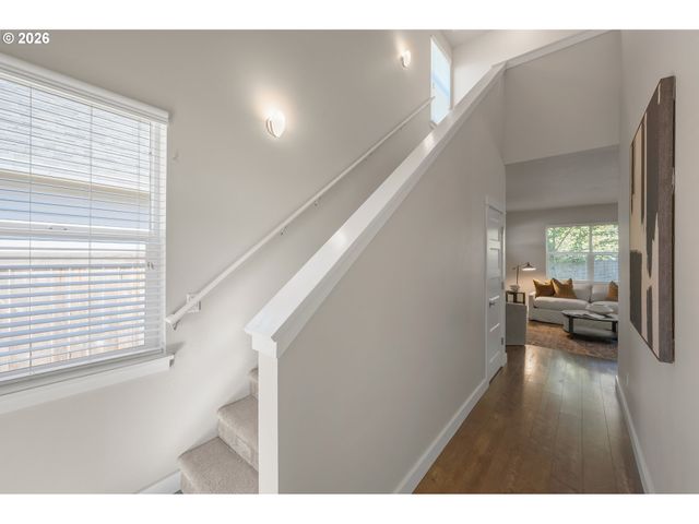 4561 ROMY Ct, Eugene, OR 97402