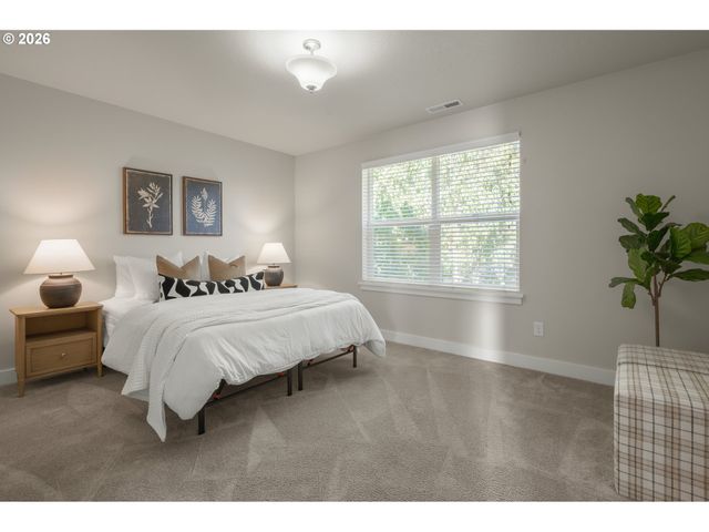 4561 ROMY Ct, Eugene, OR 97402