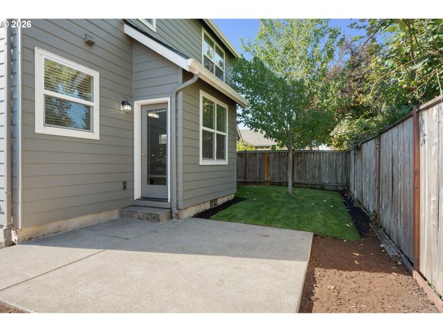 4561 ROMY Ct, Eugene, OR 97402