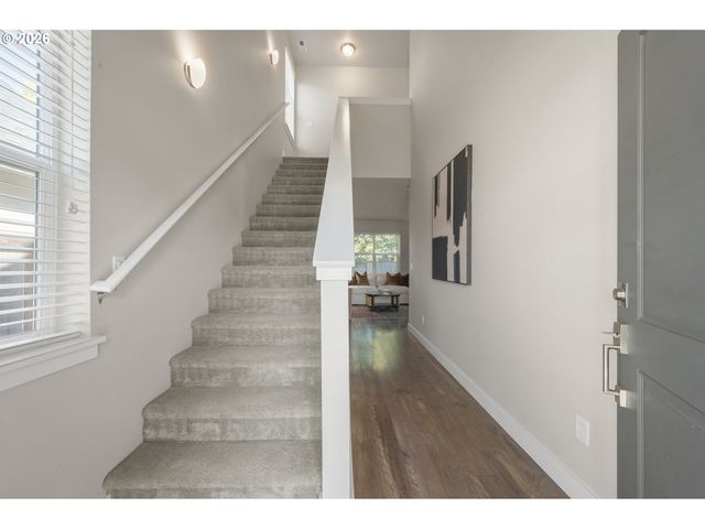 4561 ROMY Ct, Eugene, OR 97402