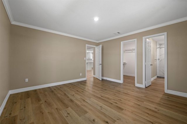 120 Adrilyn Road, Cleveland, TX 77328