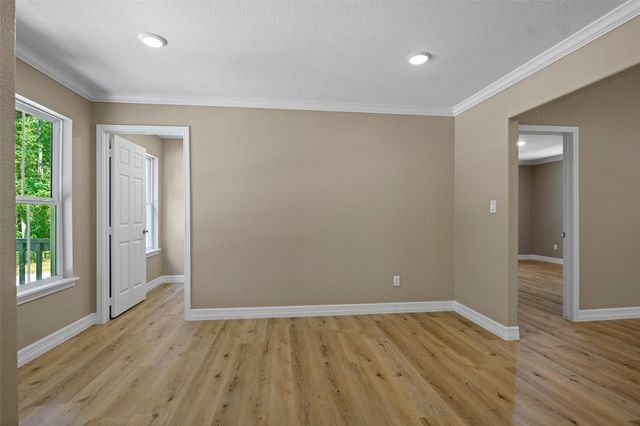 120 Adrilyn Road, Cleveland, TX 77328