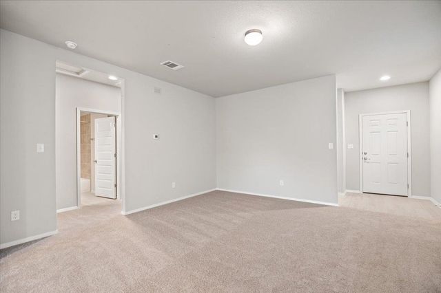 107 Tillage RD, Elgin, TX 78621