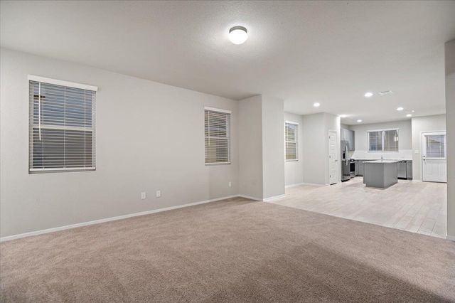 107 Tillage RD, Elgin, TX 78621
