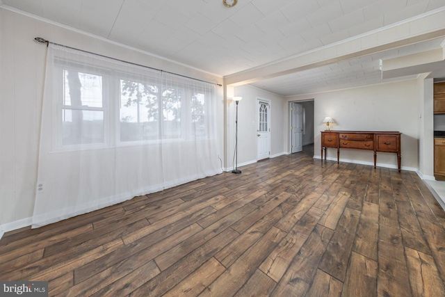 2675 FRIES MILL RD, Williamstown, NJ 08094