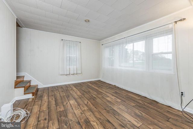 2675 FRIES MILL RD, Williamstown, NJ 08094