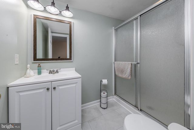 2675 FRIES MILL RD, Williamstown, NJ 08094