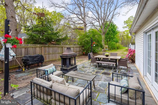 2675 FRIES MILL RD, Williamstown, NJ 08094