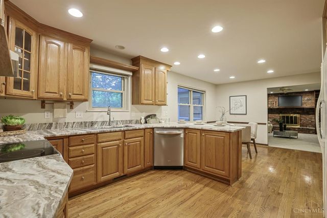6229 Sweet Briar Court, Miami Twp, OH 45140