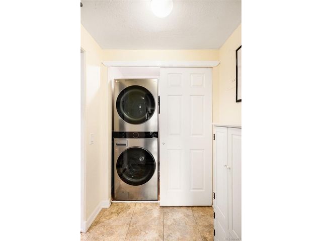 6935 W 55th Pl, Arvada, CO 80002