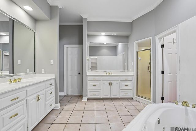 1026 Hunters Run Ave, Zachary, LA 70791