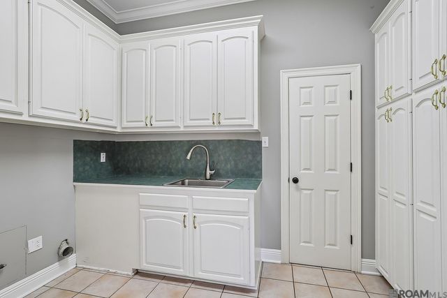 1026 Hunters Run Ave, Zachary, LA 70791