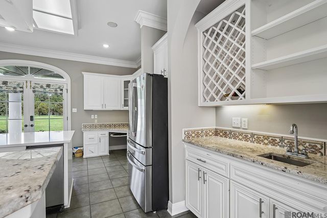 1026 Hunters Run Ave, Zachary, LA 70791